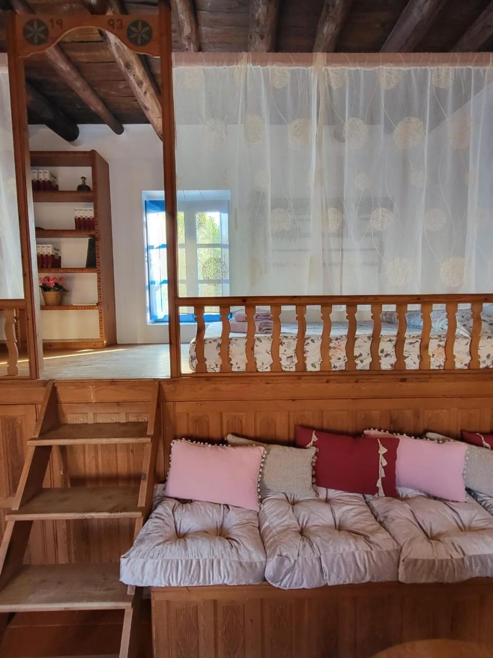 My Sweet Greek Dream - Traditional Home Soroni Экстерьер фото